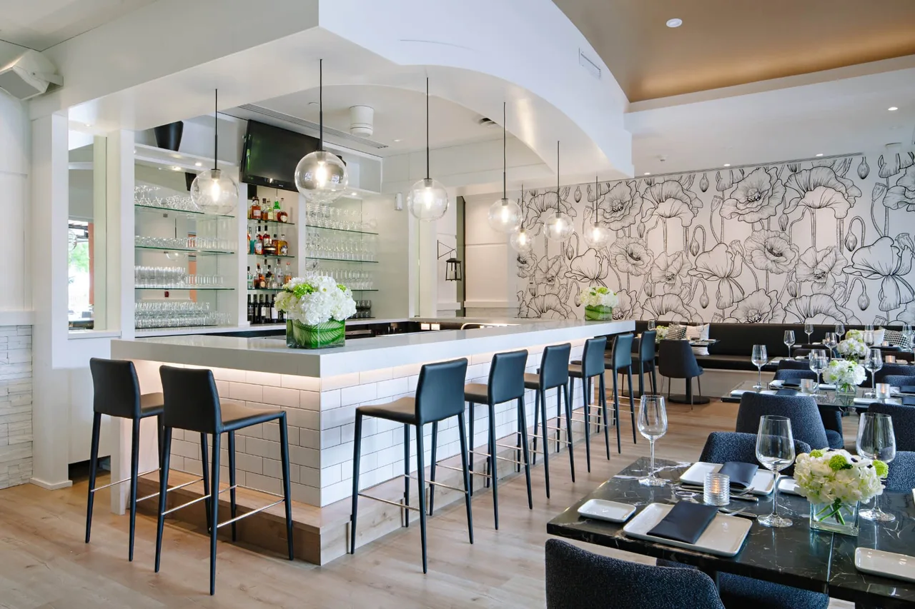 15 Park restaurant bar and dining room